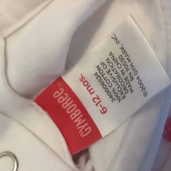 Gymboree bundle of two onesies - Picture 6 of 7